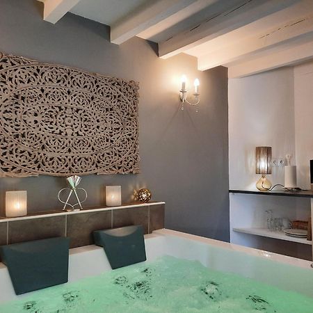 Charme Au Fil De L'Eau Hotel Vendieres Ngoại thất bức ảnh