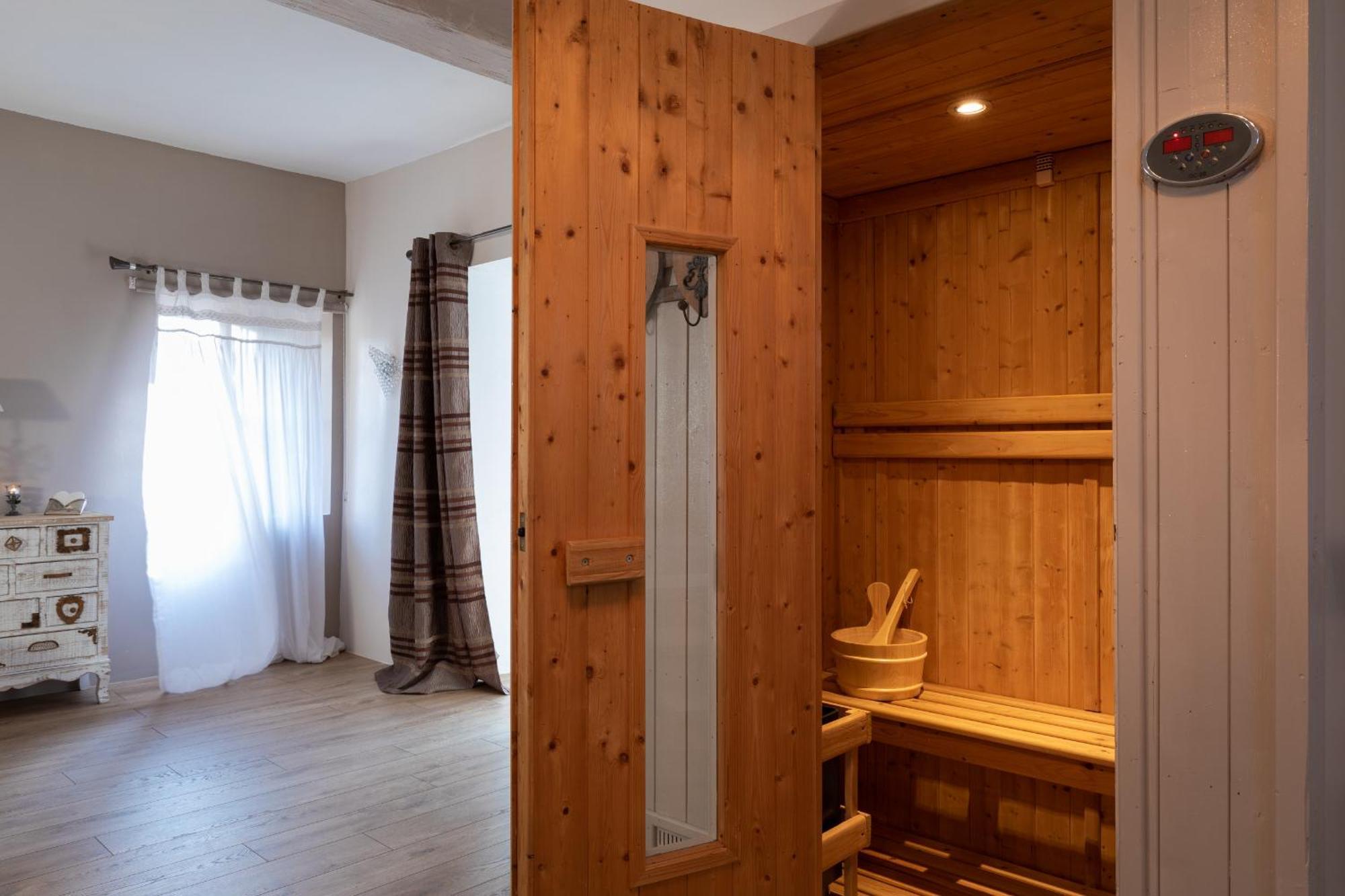 Charme Au Fil De L'Eau Hotel Vendieres Ngoại thất bức ảnh
