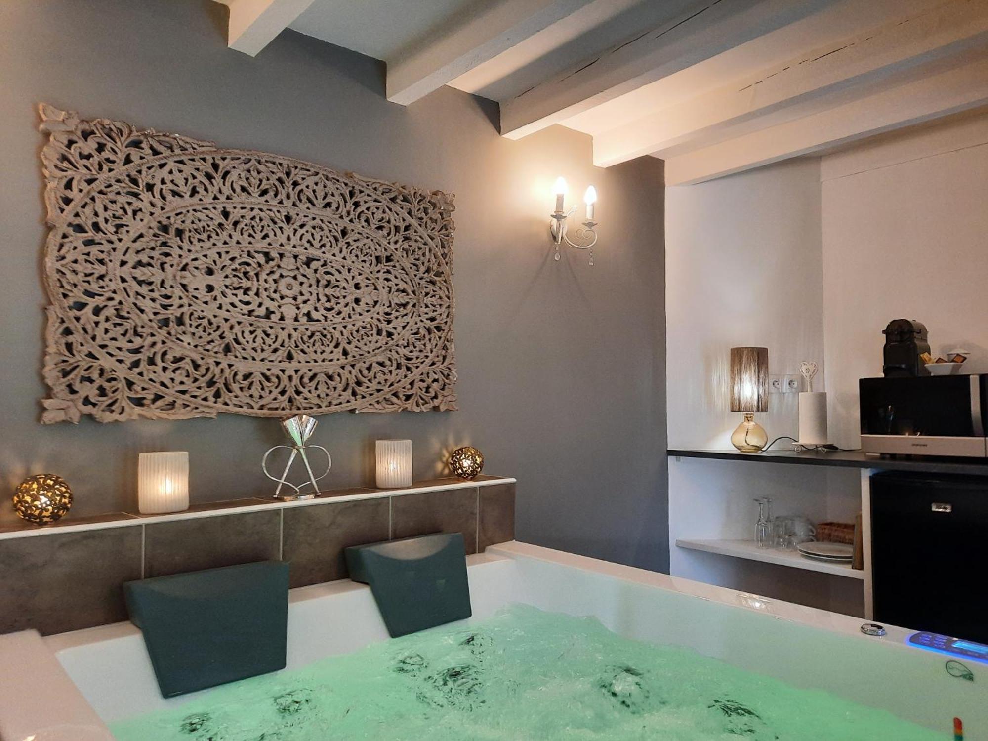 Charme Au Fil De L'Eau Hotel Vendieres Ngoại thất bức ảnh
